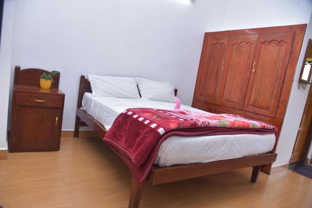 Ac Mist Hotel Munnar Buitenkant foto